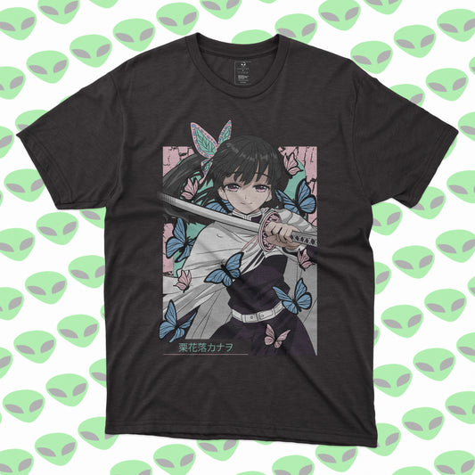 Playera Kanao Demon Slayer Kimetsu no Yaiba Mariposas